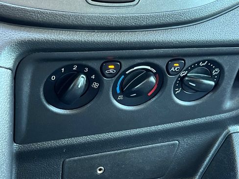 Used 2017 Ford Transit 350 138 RWD image 19