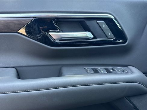 New 2026 Chevrolet Suburban LS AWD/4WD image 11