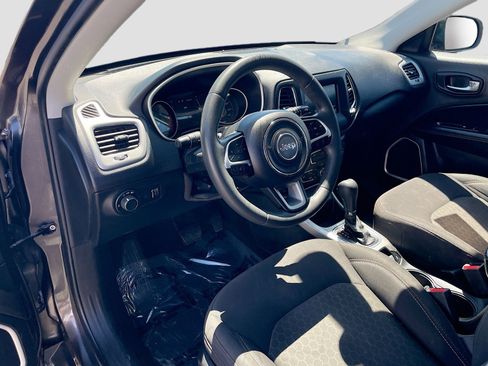 Used 2021 Jeep Compass Sport FWD image 7