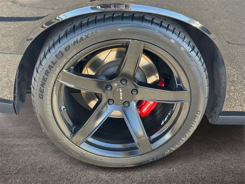 Used 2015 Dodge Challenger SRT Hellcat image 7