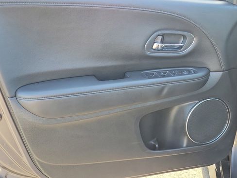 Used 2016 Honda HR-V EX-L image 13
