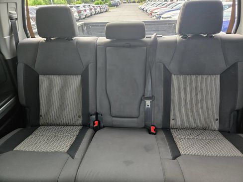 Used 2016 Toyota Tundra SR5 w/ SR5 Upgrade Package RWD image 13