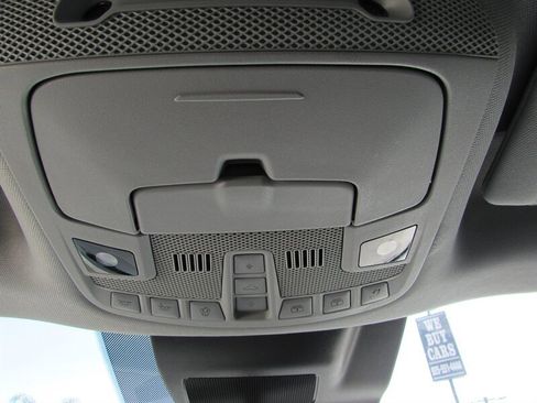 Used 2019 Lincoln Navigator L Reserve image 18