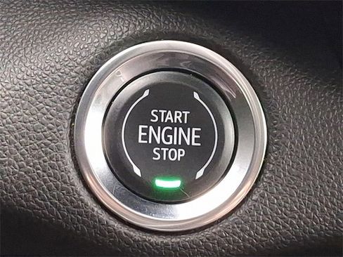 Used 2021 Buick Envision Avenir w/ Technology Package II image 25