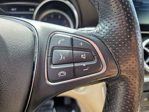 Used 2018 Mercedes-Benz GLA 250 4MATIC image 25