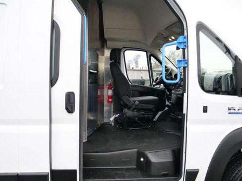 Used 2024 RAM ProMaster 3500 w/ Delivery Van Package image 36