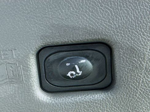 Used 2020 Lincoln Nautilus Reserve w/ Equipment Group 201A FWD image 34