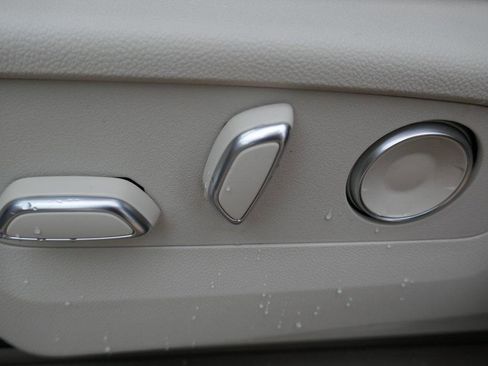 New 2026 GMC Yukon XL Denali image 15