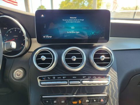Used 2022 Mercedes-Benz GLC 300 image 25