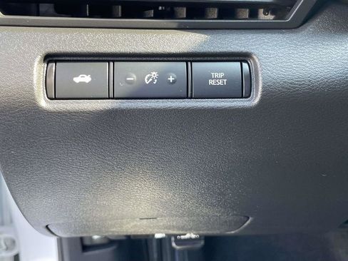 Used 2024 Nissan Altima 2.5 SR FWD image 26