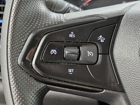 Used 2024 Chevrolet Trax LS w/ LS Convenience Package FWD image 31