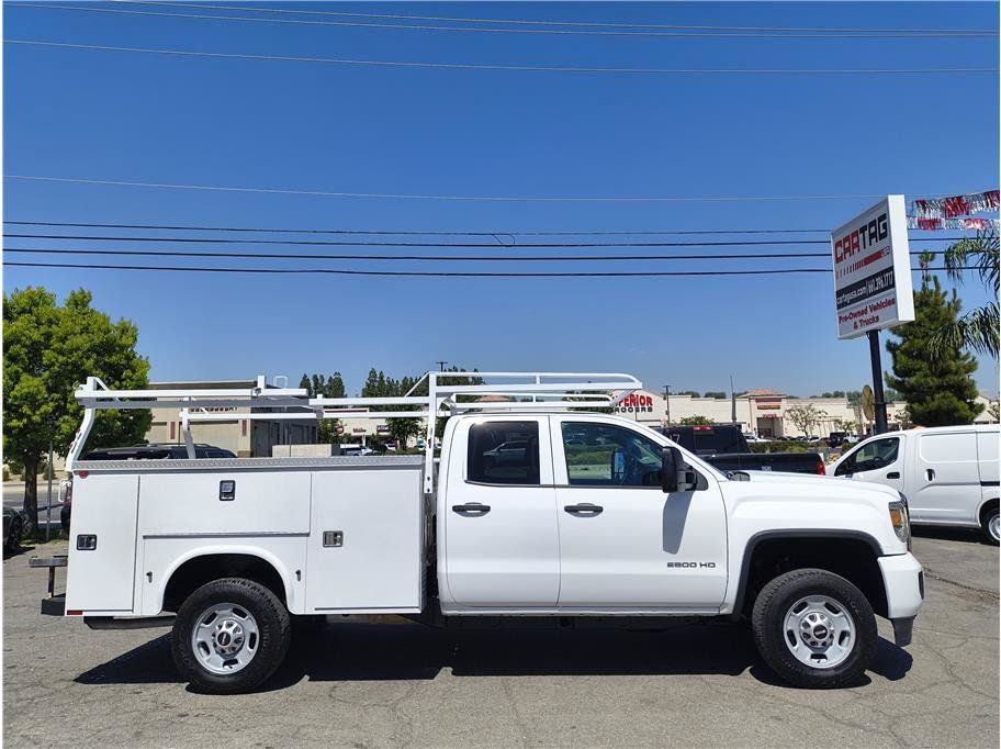 Used 2015 GMC Sierra 2500 2WD Double Cab w/ Sierra Convenience Package image 4