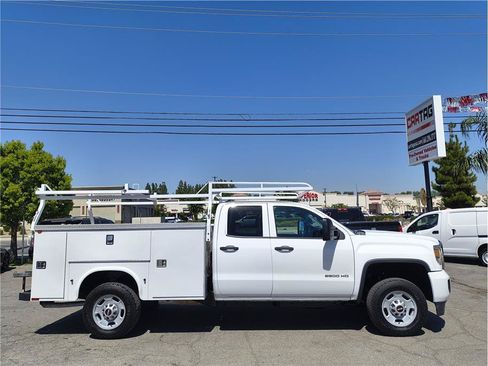 Used 2015 GMC Sierra 2500 2WD Double Cab w/ Sierra Convenience Package image 4