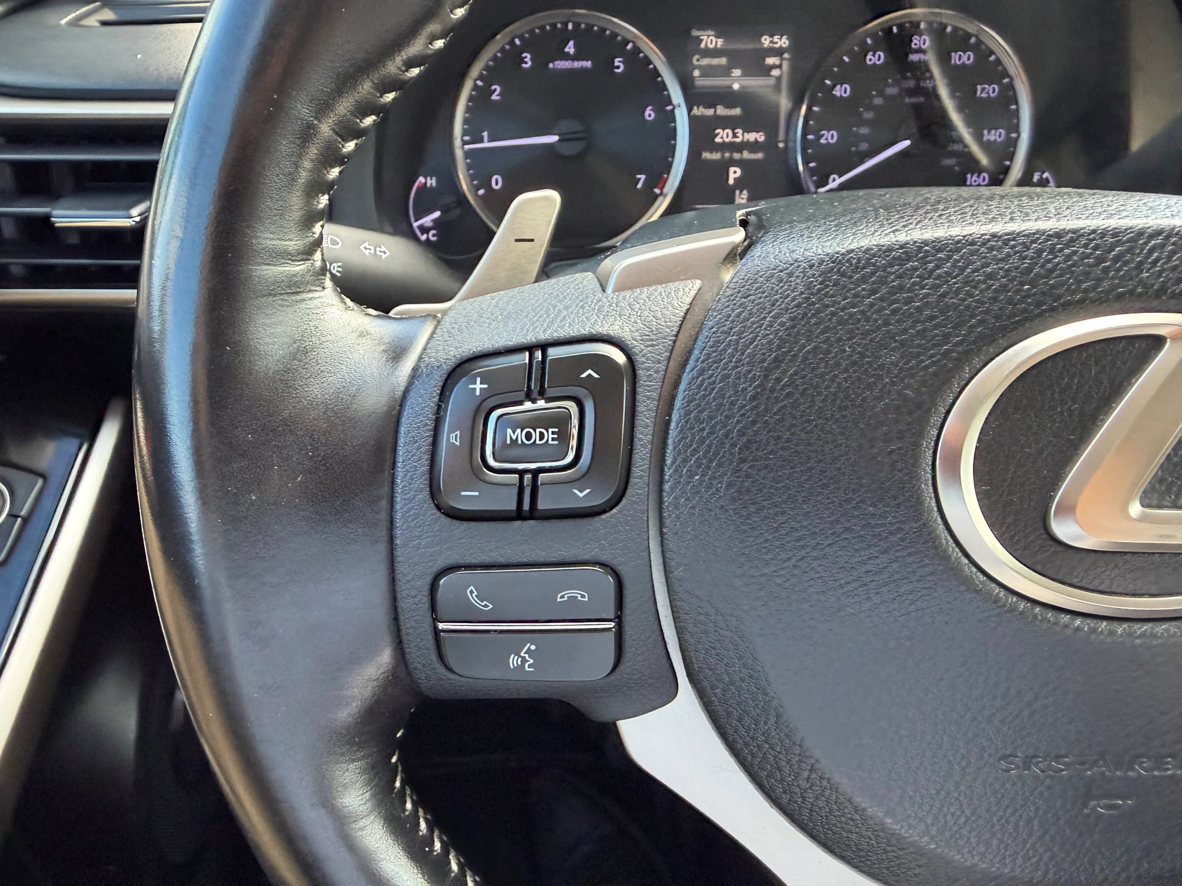 Used 2018 Lexus IS 300 AWD w/ Comfort Package image 27