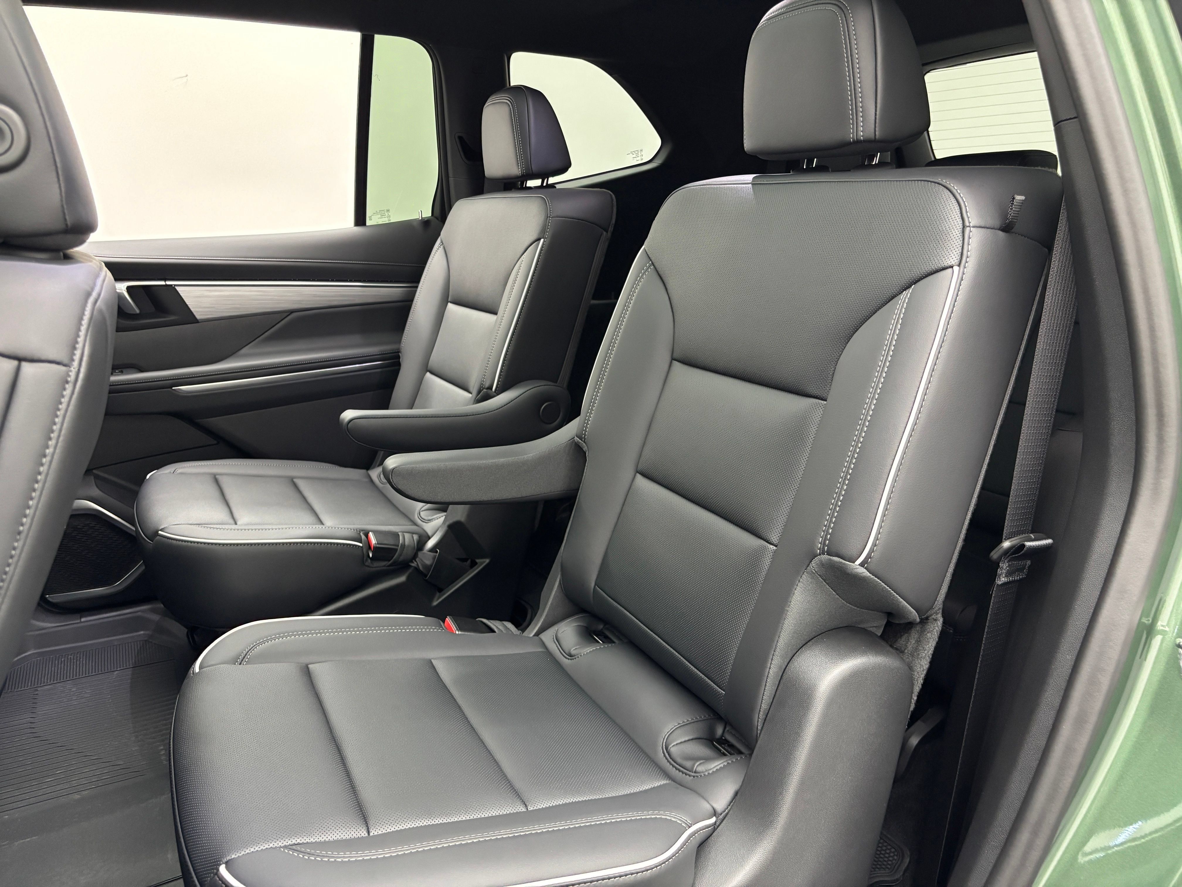 New 2027 Buick Enclave Preferred w/ Power Package AWD/4WD image 46