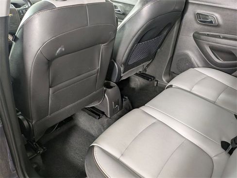 Used 2019 Chevrolet Trax Premier w/ LPO, Cargo Package image 29