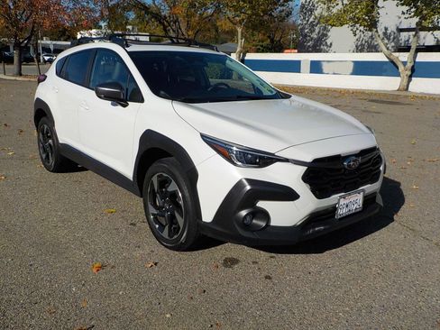 Used 2024 Subaru Crosstrek 2.5i Limited image 4