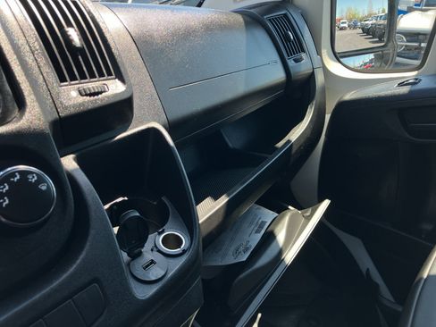 Used 2018 RAM ProMaster 1500 image 19