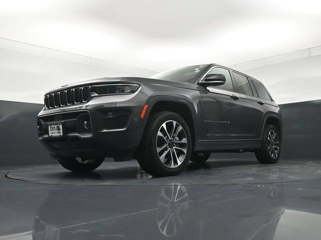 Used 2023 Jeep Grand Cherokee Overland AWD/4WD image 20