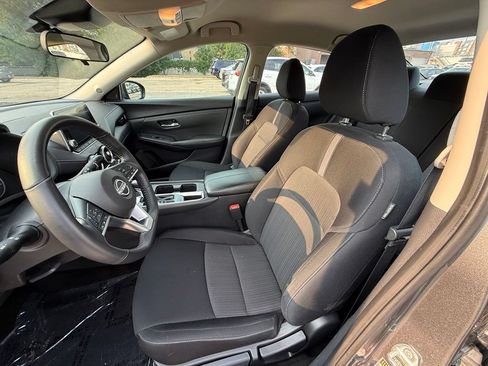 Used 2024 Nissan Sentra SV w/ All-Weather Package FWD image 7