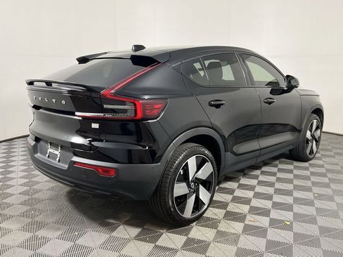 Certified 2023 Volvo C40 P8 Recharge Ultimate image 10