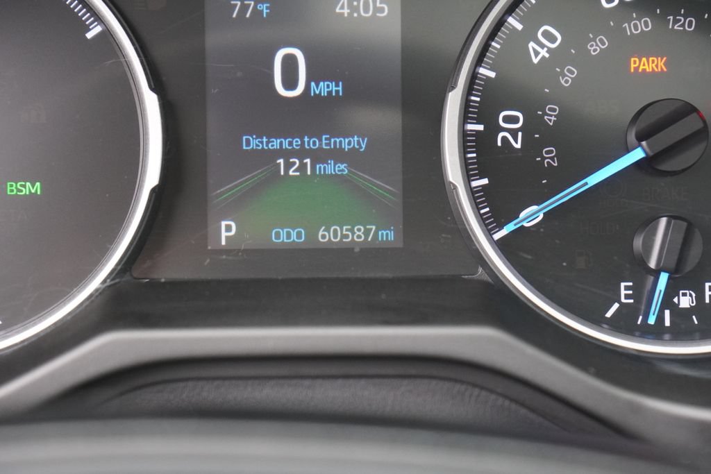 Used 2019 Toyota RAV4 XLE w/ Convenience Package AWD/4WD image 20