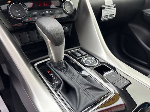Used 2024 Mitsubishi Eclipse Cross SE AWD/4WD image 18