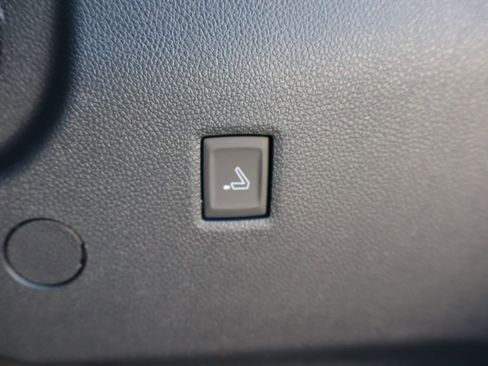 New 2026 Chevrolet Traverse RS w/ LPO, Floor Liner Package image 44