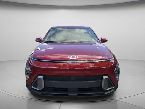 Used 2024 Hyundai Kona SE image 3