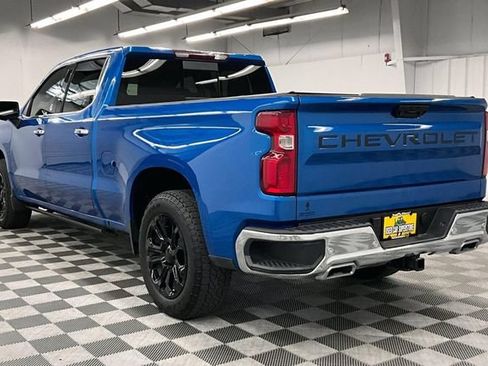 Used 2023 Chevrolet Silverado 1500 LTZ w/ LTZ Convenience Package II AWD/4WD image 2