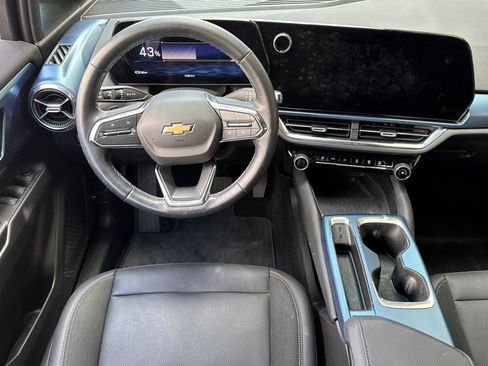 Used 2024 Chevrolet Equinox EV LT AWD/4WD image 17