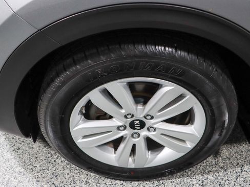 Used 2019 Kia Sportage LX image 11