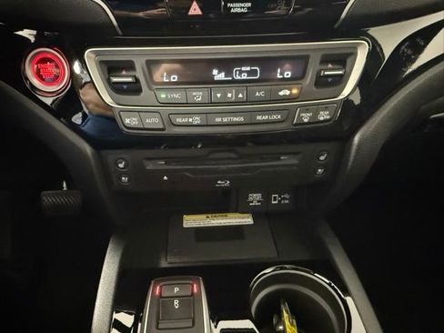 Used 2021 Honda Pilot Black Edition image 21