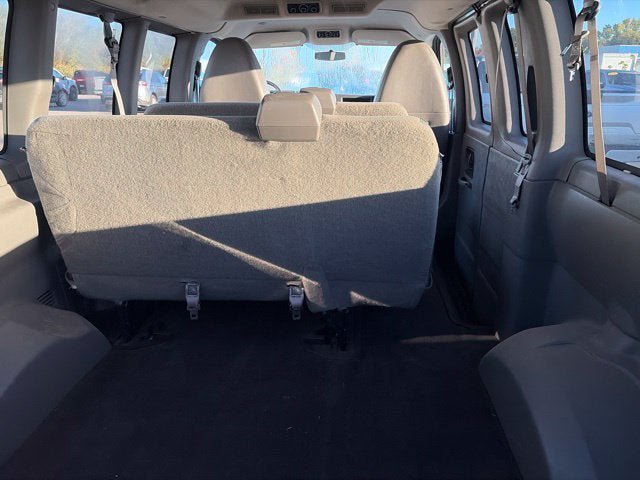 Used 2015 Chevrolet Express 2500 LT w/ LT Preferred Equipment Group RWD image 12