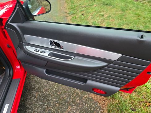 Used 2002 Ford Thunderbird image 13