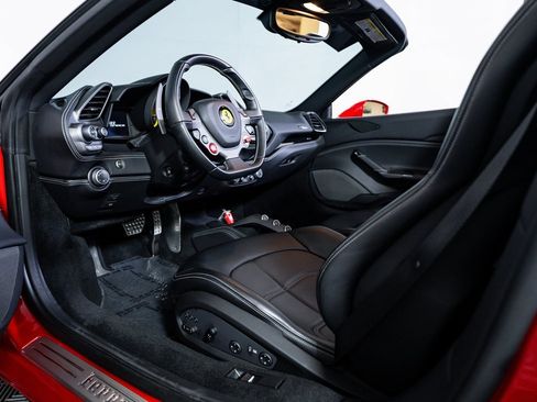 Certified 2018 Ferrari 488 Spider image 20
