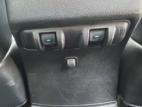 Used 2015 Jeep Wrangler Unlimited Sahara w/ Dual Top Group AWD/4WD image 22