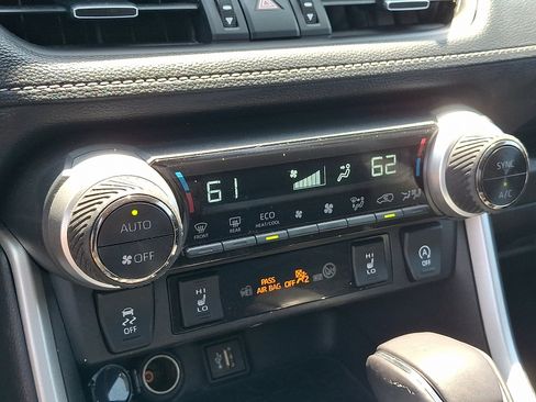 Used 2024 Toyota RAV4 XLE Premium w/ Weather Package AWD/4WD image 17