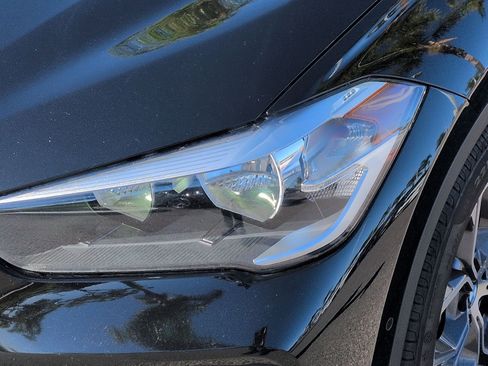 Used 2020 BMW X1 xDrive28i w/ Convenience Package image 6