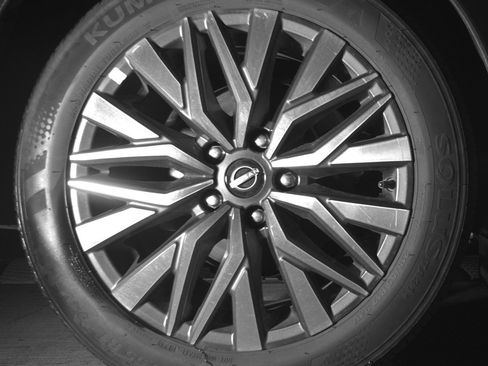 Used 2025 Nissan Altima 2.5 SV image 15