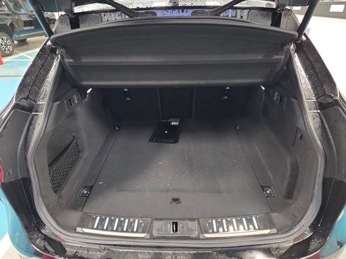 Used 2022 Jaguar F-PACE SVR image 7