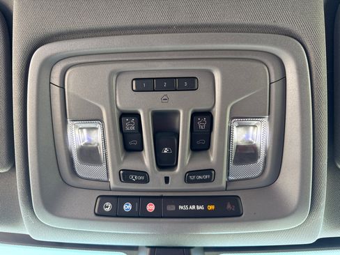 Used 2021 Chevrolet Silverado 1500 LTZ w/ LTZ Convenience Package II AWD/4WD image 11