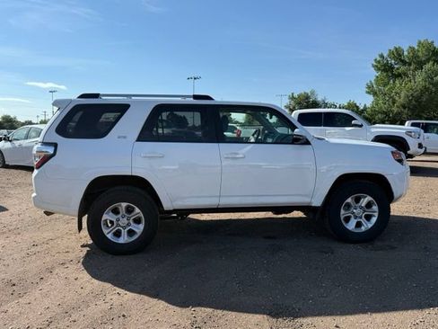 Used 2020 Toyota 4Runner SR5 Premium w/ Moonroof Package AWD/4WD image 7