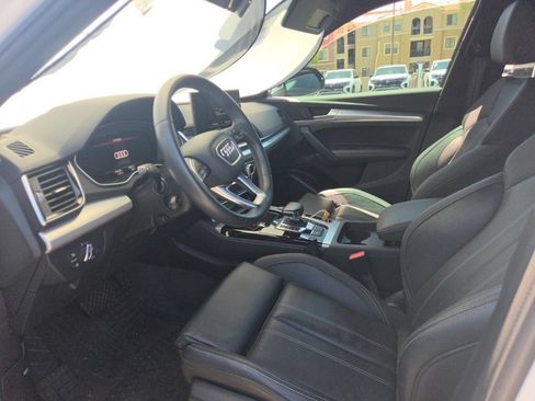 Used 2023 Audi Q5 2.0T Premium Plus w/ Premium Plus Package AWD/4WD image 6