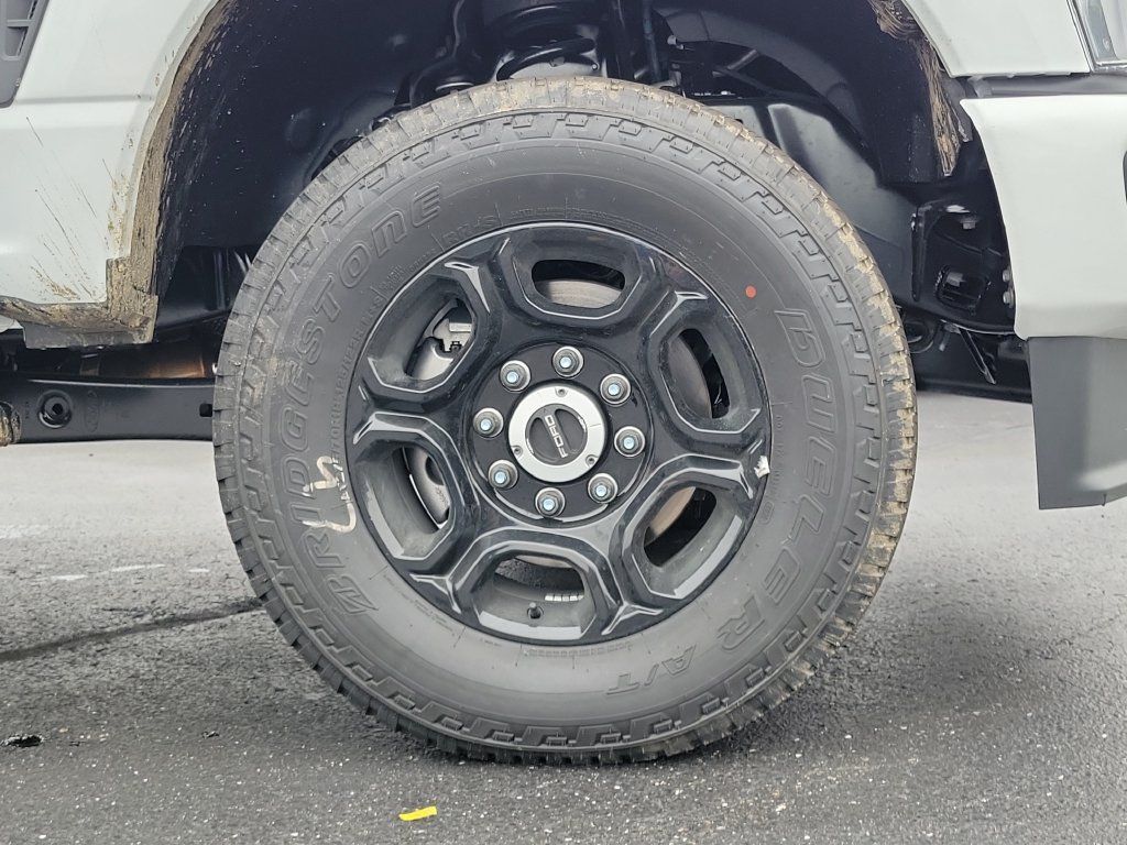 New 2026 Ford F250 XL w/ STX Appearance Package AWD/4WD image 9