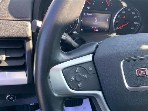 Used 2020 GMC Terrain SLE FWD image 17