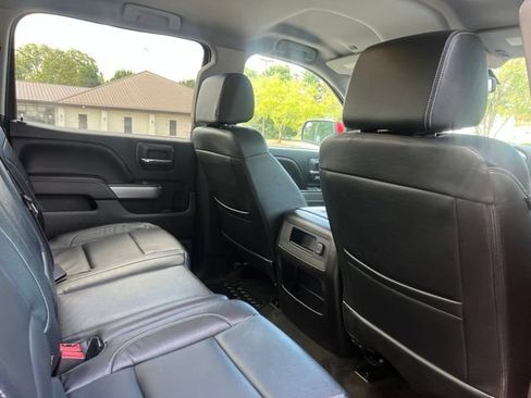 Used 2017 Chevrolet Silverado 1500 LT w/ All Star Edition AWD/4WD image 18
