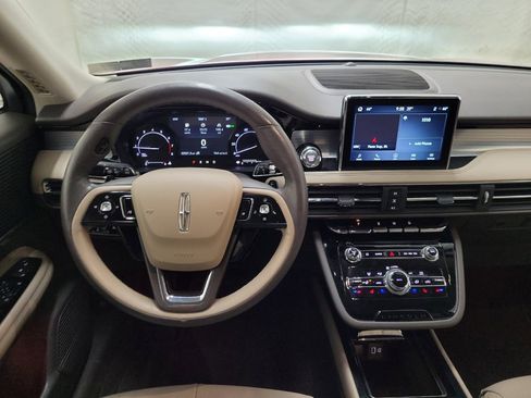 Used 2021 Lincoln Corsair AWD w/ Equipment Group 101A image 22