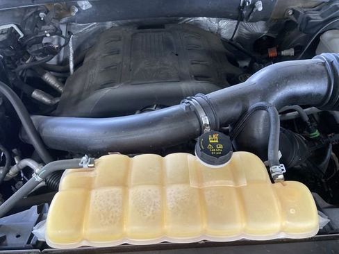 Used 2016 Ford F150 Platinum w/ Technology Package image 43