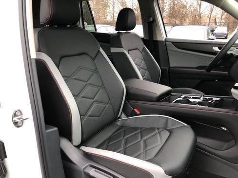 New 2026 Volkswagen Atlas Peak Edition image 34